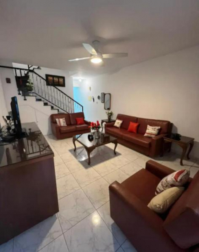 Marias Spacious Aparment